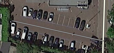 Bestand:400px-Parking-lot-place-separate-area.png