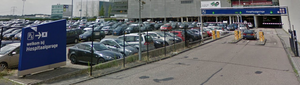 Bestand:300px-Parking-lot-place-public.png