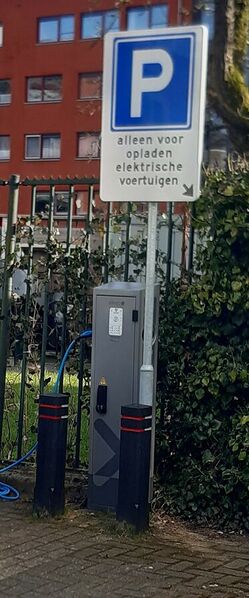 Bestand:373px-20230225 153643.jpg